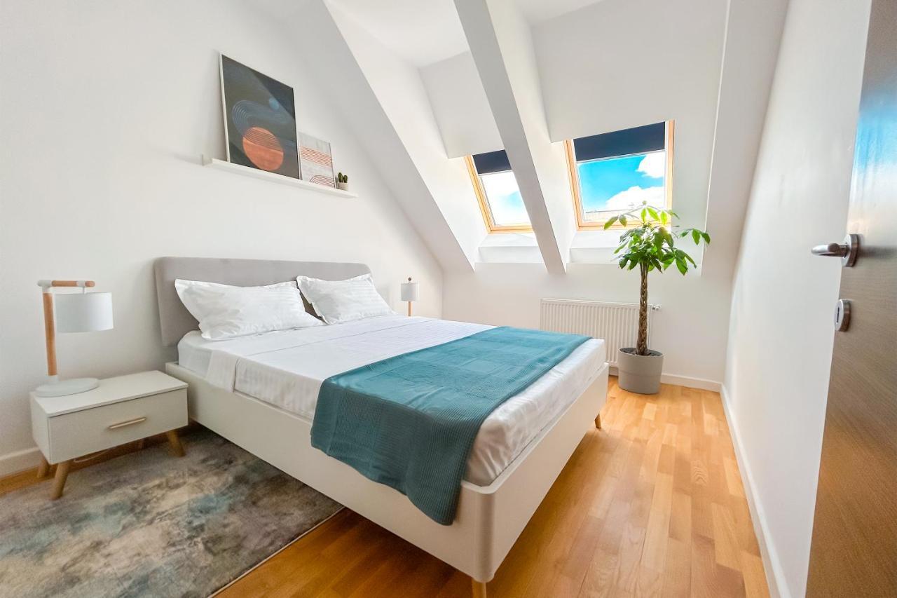 Downtown D21 Apartment บูคาเรสต์ ภายนอก รูปภาพ