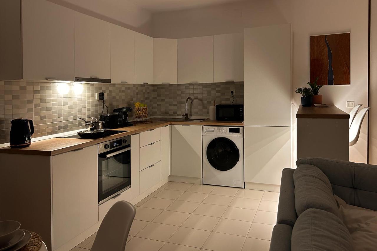 Downtown D21 Apartment บูคาเรสต์ ภายนอก รูปภาพ